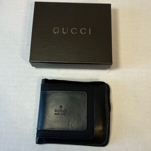 Gucci‎ black bifold wallet and box